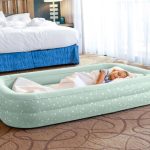 03 intex madrac na napuhavanje s pumpom krevet 168x107x25 cmjpg